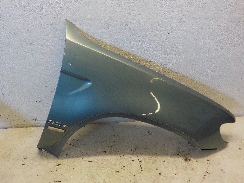 Spatbord rechts voor BMW X5, Onderdelen@venauto.nl, Van der Ven Autorecycling B.V., Gebruikt, Ettenseweg 76, 4706 PB Roosendaal, The Netherlands