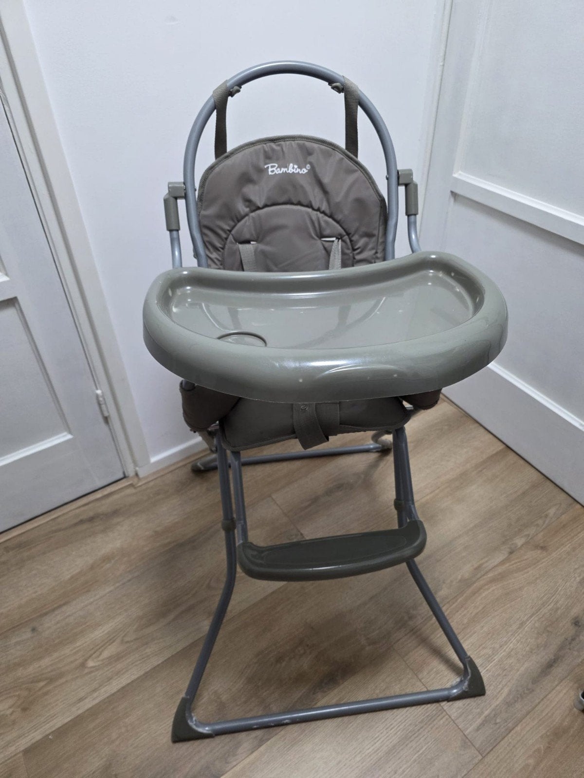 Bambino kinderstoel met afneembaar eetblad, Kinderen en Baby's, Ophalen, Gebruikt, Overige typen, Afneembaar eetblad