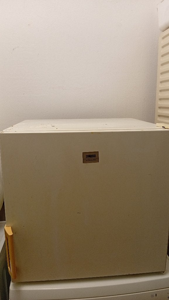 Tafel model freezer, Gebruikt, Minder dan 85 cm, Minder dan 60 cm, Vrijstaand