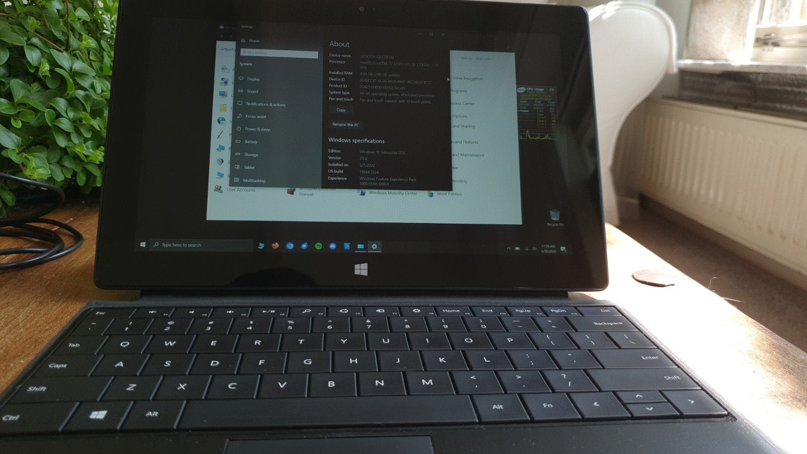 Surface Pro 1514  128GB ssd, Windows 10 , 10.6  HD, i5 cpu, Ophalen of Verzenden