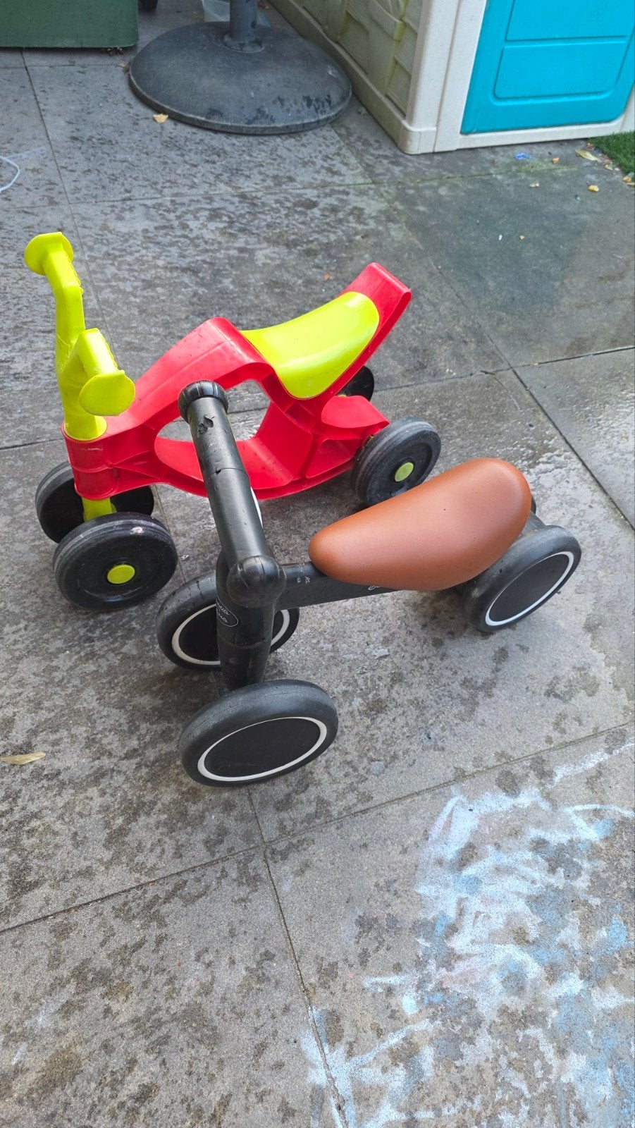2 loopfietsen voor kinderen van 1 tot 2,5 jaar, Ophalen of Verzenden, Gebruikt, Loopfiets