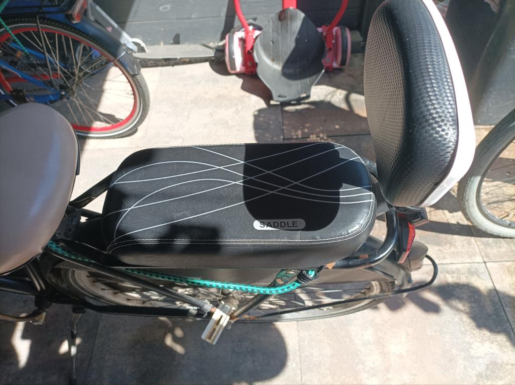 Kinderfiets stoel, Fietsen en Brommers, Brommers | Tomos, Ophalen of Verzenden, Gebruikt, Overige modellen