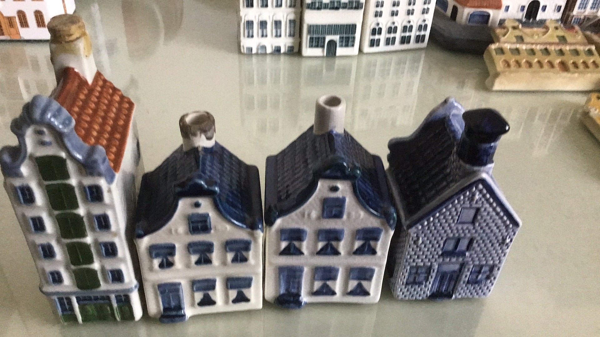 KLM rynbende plus 2 Delft Holland en 1 Goedewaagen huisjes, Verzamelen, KLM Huisjes, Ophalen of Verzenden, Zo goed als nieuw, 1 t/m 20