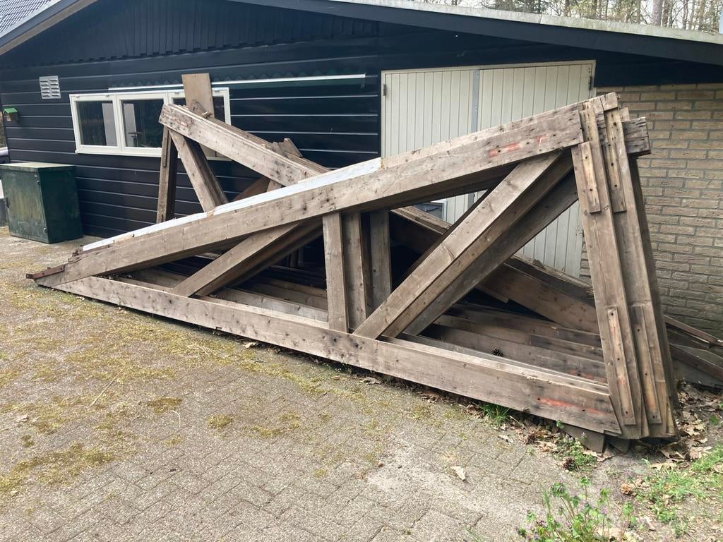 Houten spanten 11 meter, 7 stuks, Doe-het-zelf en Verbouw, Ophalen, Gebruikt, Balk, Overige houtsoorten