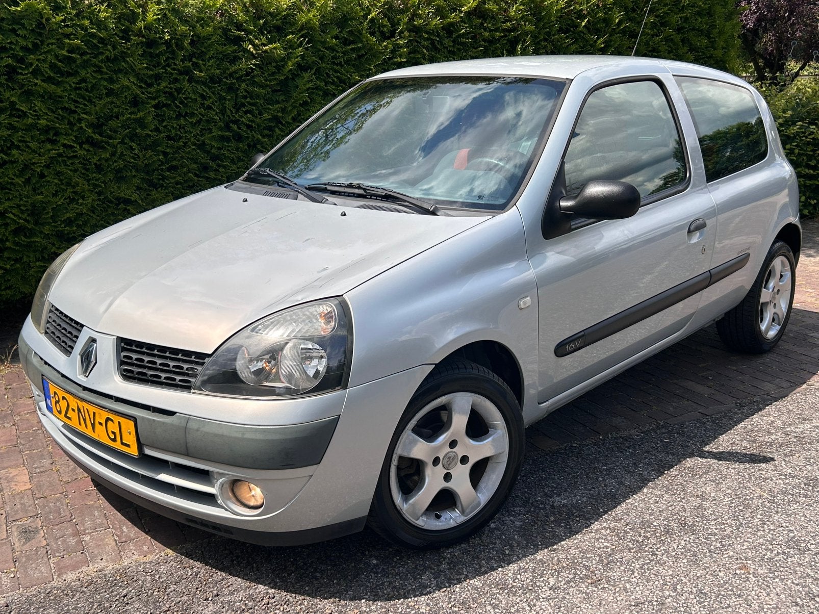 Renault Clio 1.2 Airco/APK03-2027, Voorwielaandrijving, Stof, Zwart, 4 cilinders