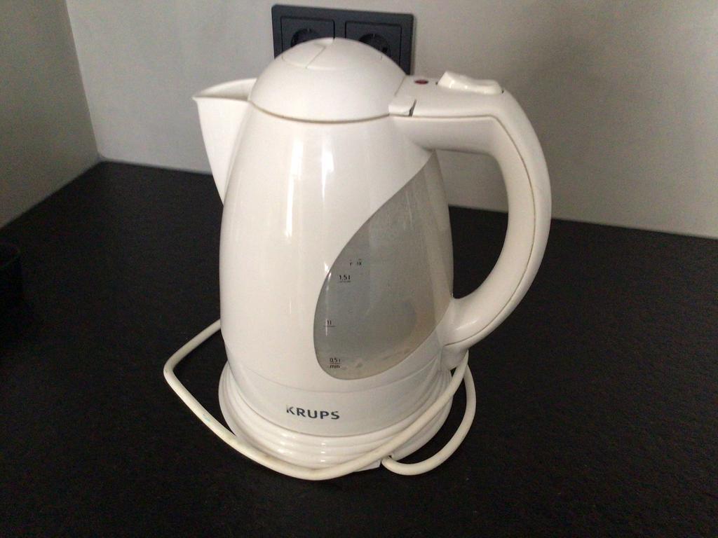 Krups waterkoker ingoede staat, Ophalen, Zo goed als nieuw
