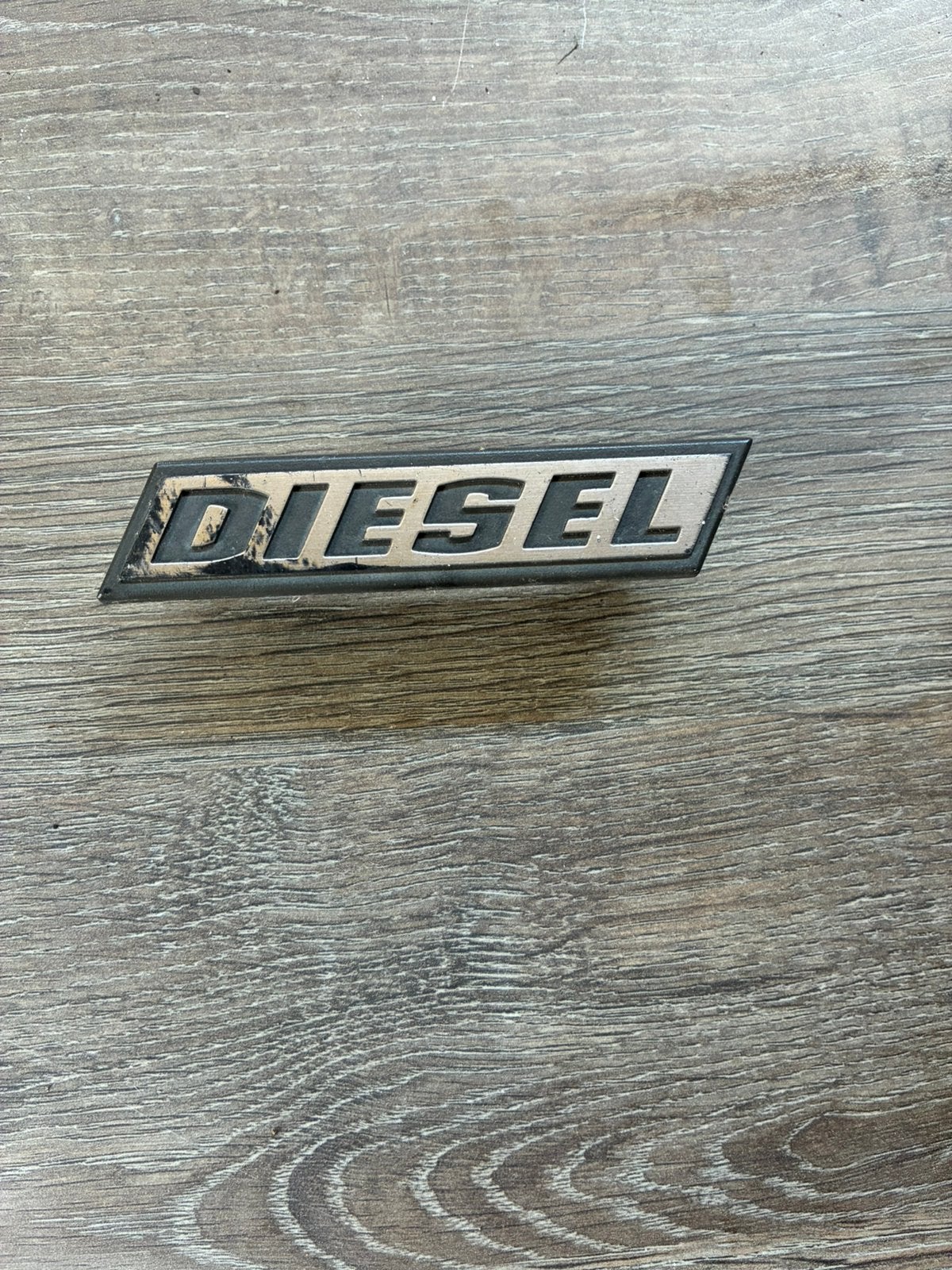 Golf 1 diesel grille embleem, Verzenden, Gebruikt, Oldtimer onderdelen