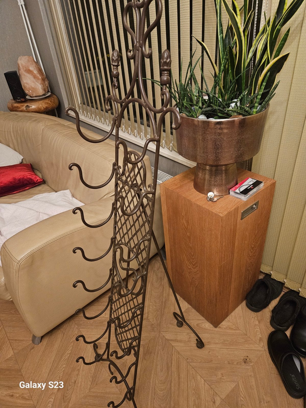 Brocante gietijzeren stijlvolle wijnrek, Huis en Inrichting, Woonaccessoires | Wijnrekken, Ophalen of Verzenden, Metaal, 75 cm of meer