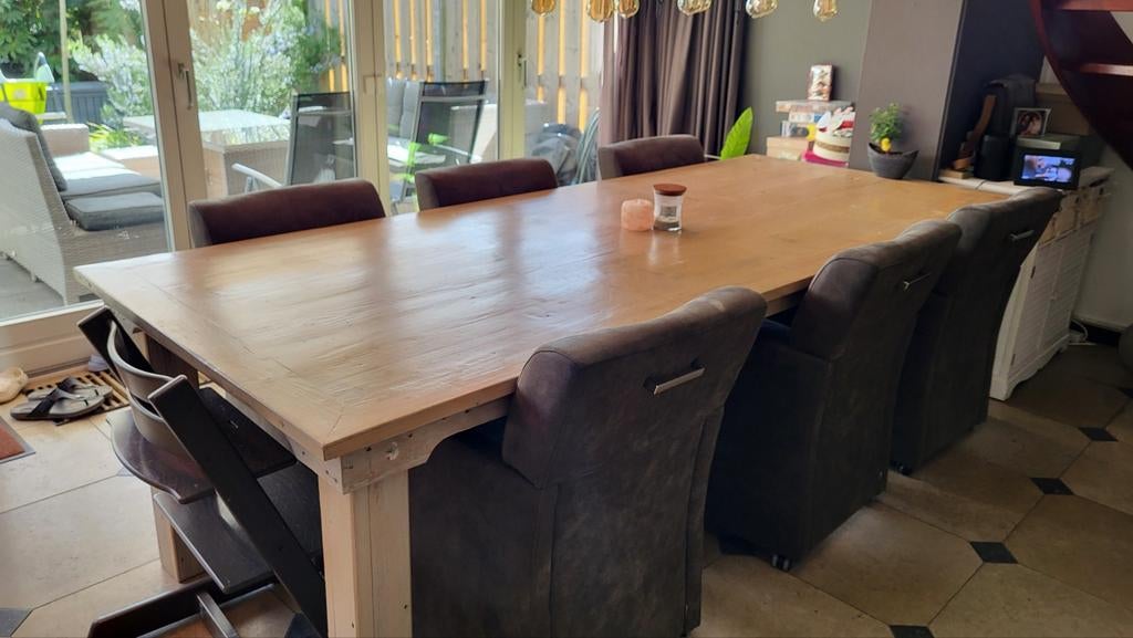 Grote massief houten eettafel, Huis en Inrichting, Tafels | Eettafels, Ophalen