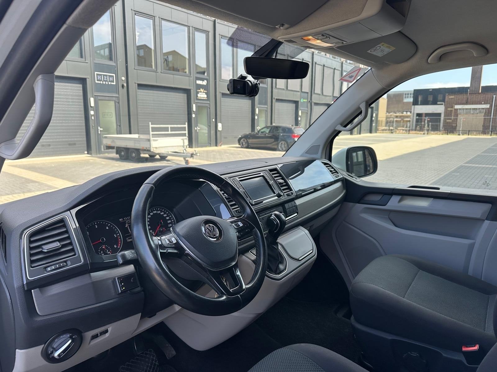 Foto 17 van Volkswagen Transporter 2.0TDI 110KW 2018