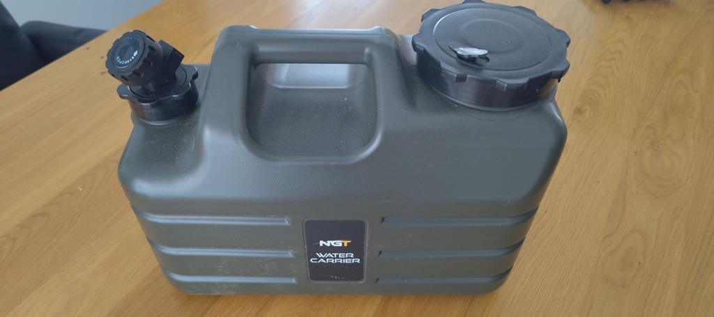 Draagbare watertank / jerrycan 10 liter met elek. Kraan, Ophalen