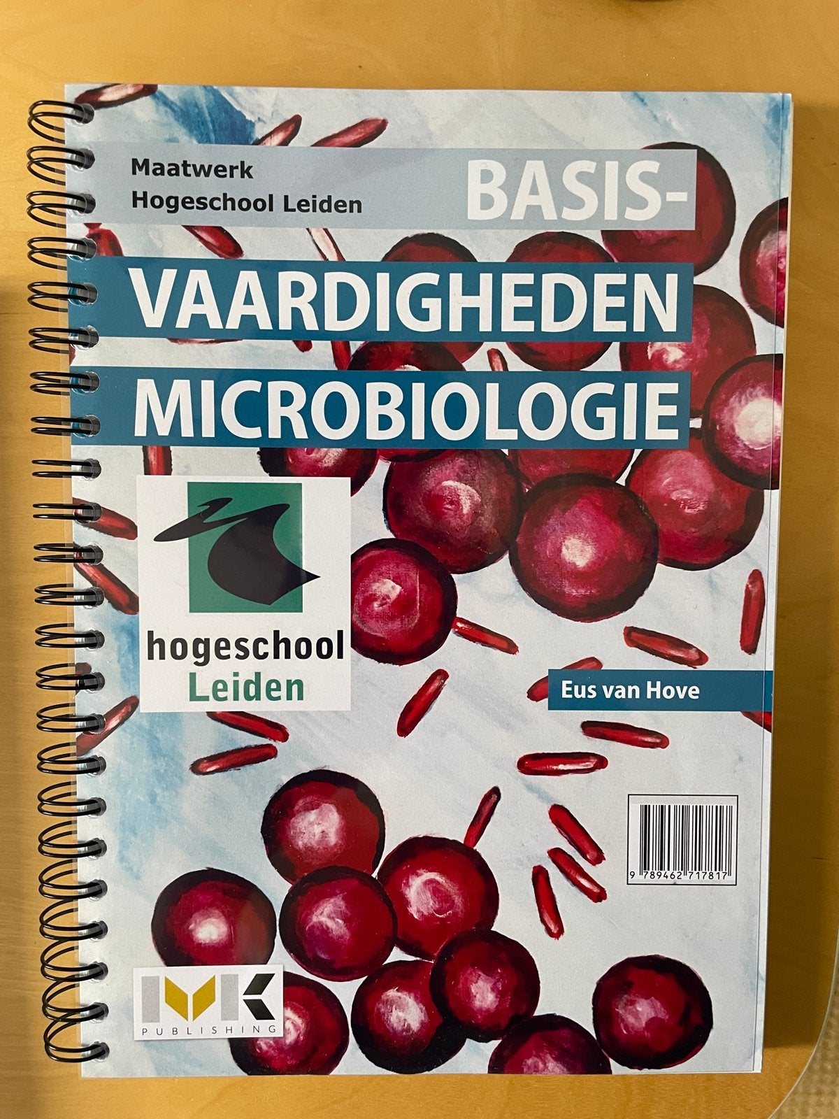 Basisvaardigheden Microbiologie - Eus van Hove, Ophalen, Beta, Zo goed als nieuw, HBO