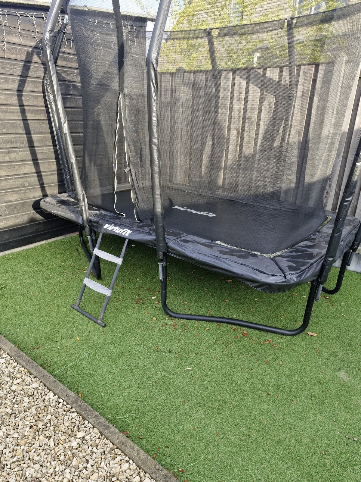 VirtuFit Trampoline met veiligheidsnet - 270x180 cm, Ophalen, Gebruikt