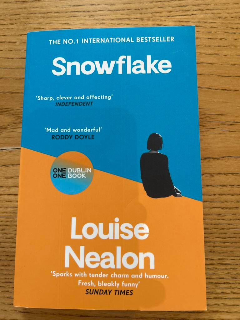 Snowflake - Louise Nealon (Engels), Ophalen of Verzenden, Zo goed als nieuw, Europa overig