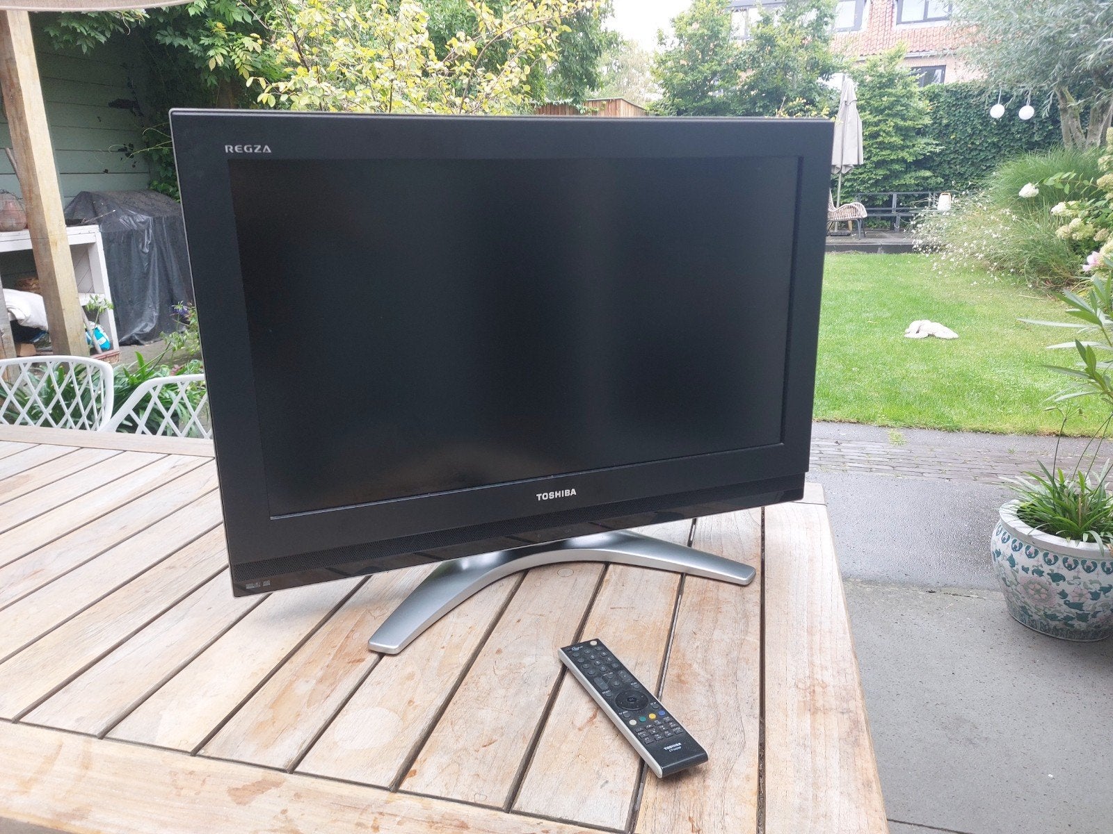 televisie 32 inch LCD Toshiba HD ready, Audio, Tv en Foto, Televisies, Ophalen, 50 Hz, 80 tot 100 cm, Gebruikt