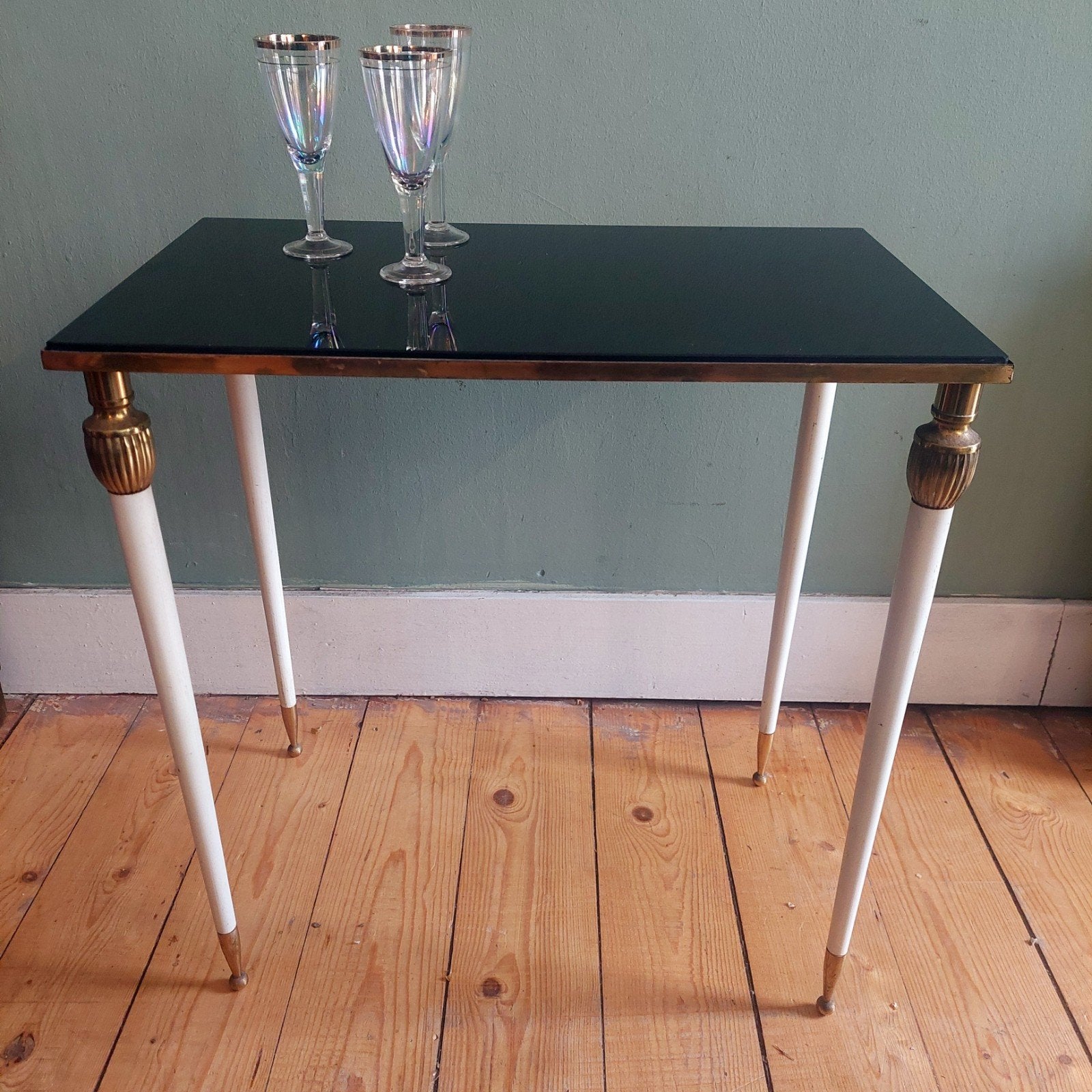 Lucky Vintage Hollywood Regency bijzettafeltje, Ophalen