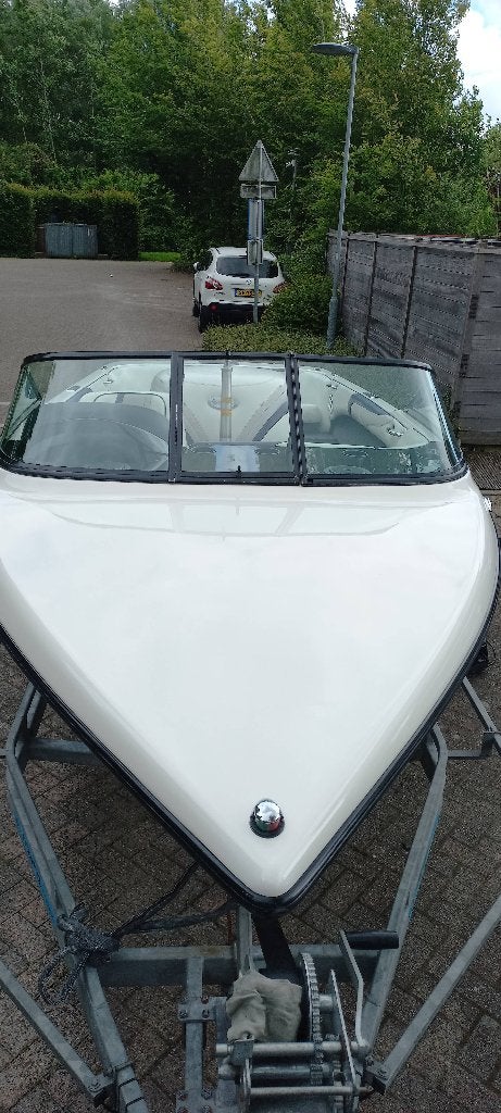 Malibu ski boot, Watersport en Boten, Ophalen, Overige merken, Binnenboordmotor, Viertaktmotor