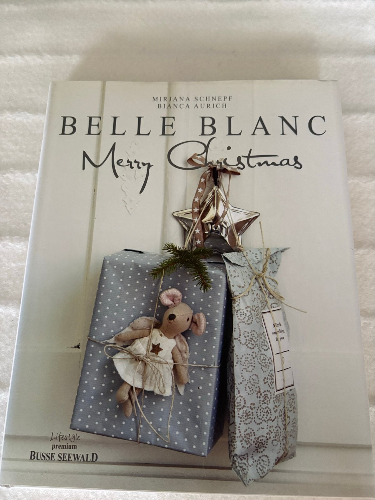 Woonboek Belle Blanc Merry Christmas - Inspiratie voor Kerst, Boeken, Ophalen of Verzenden, Zo goed als nieuw