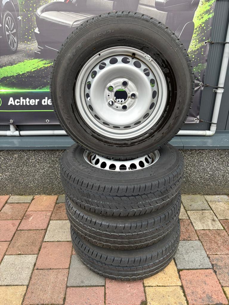 Zomerbanden Velgen Sprinter Crafter 205/75/16 113/111R 2024, Ophalen, Bestelwagen, 16 inch, Nieuw