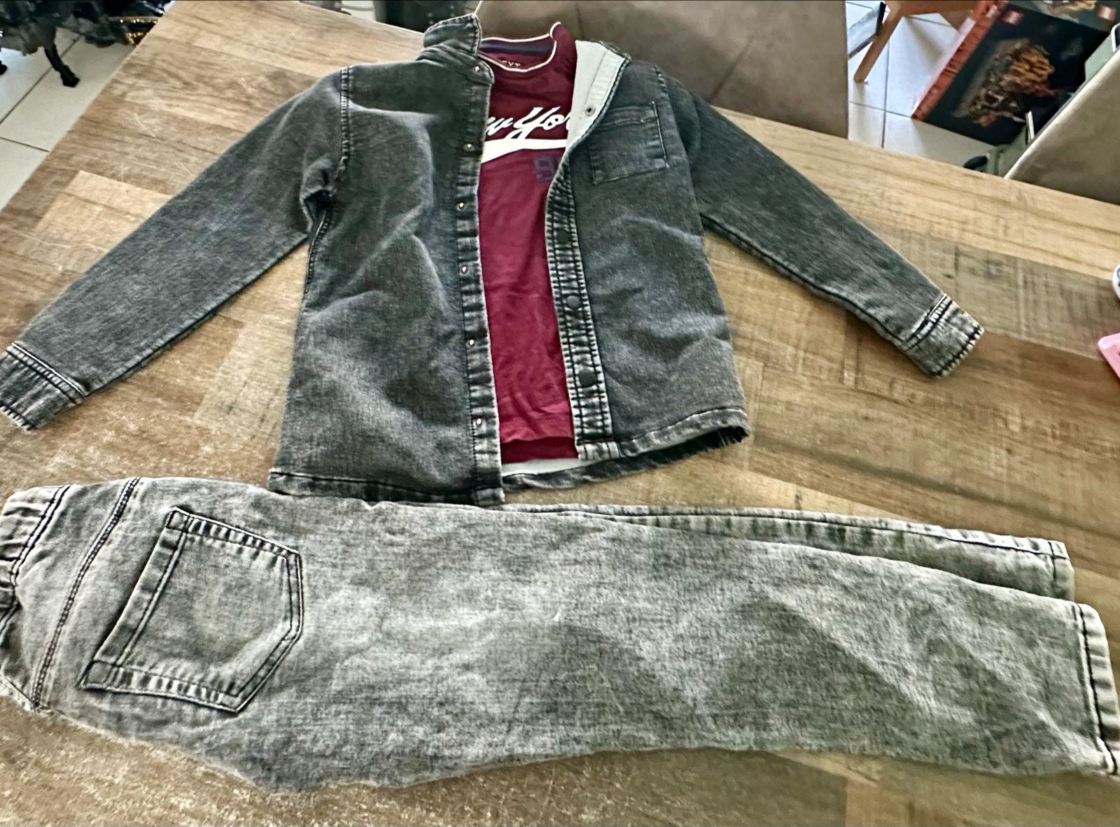 Set: Shirt, pull-on broek en blouse maat 134, Ophalen of Verzenden, Gebruikt, Jongen, Setje