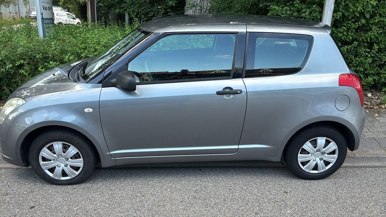 Suzuki Swift 1.3 3D 2008 Grijs, Auto's, 31 €/maand, Swift, Handgeschakeld, 1000 kg