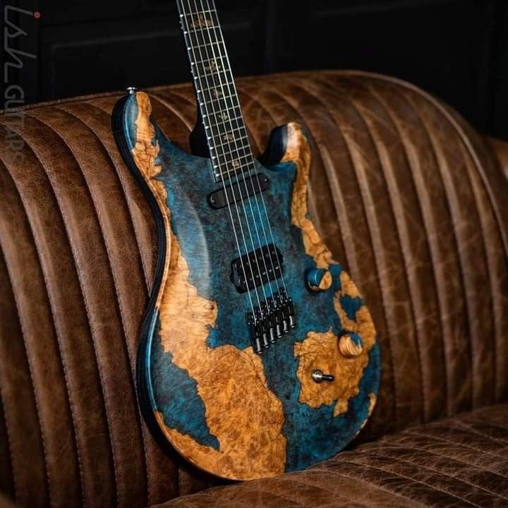 Maak uw eigen gitaar met hout van de houtatelier met epoxy, Ophalen, Nieuw, Overige typen