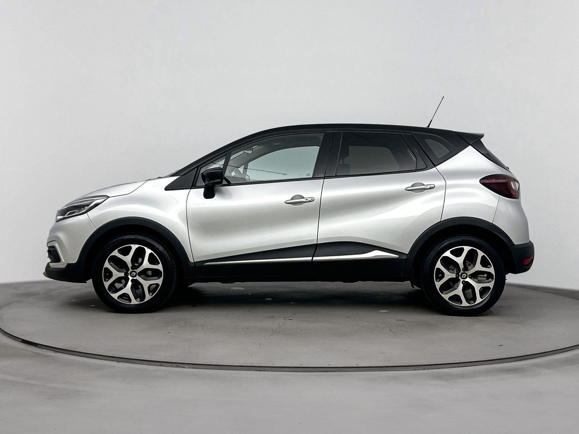 Renault Captur 0.9 TCe Intens 90PK | Trekhaak | Navigatie |, Voorwielaandrijving, 898 cc, Stof, Gebruikt