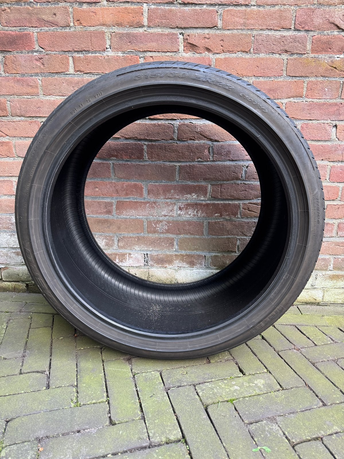 2 Pirelli p zero 315/30 ZR22 (107Y) banden no codering 4mm, Ophalen, Gebruikt, Overige maten, Band(en)