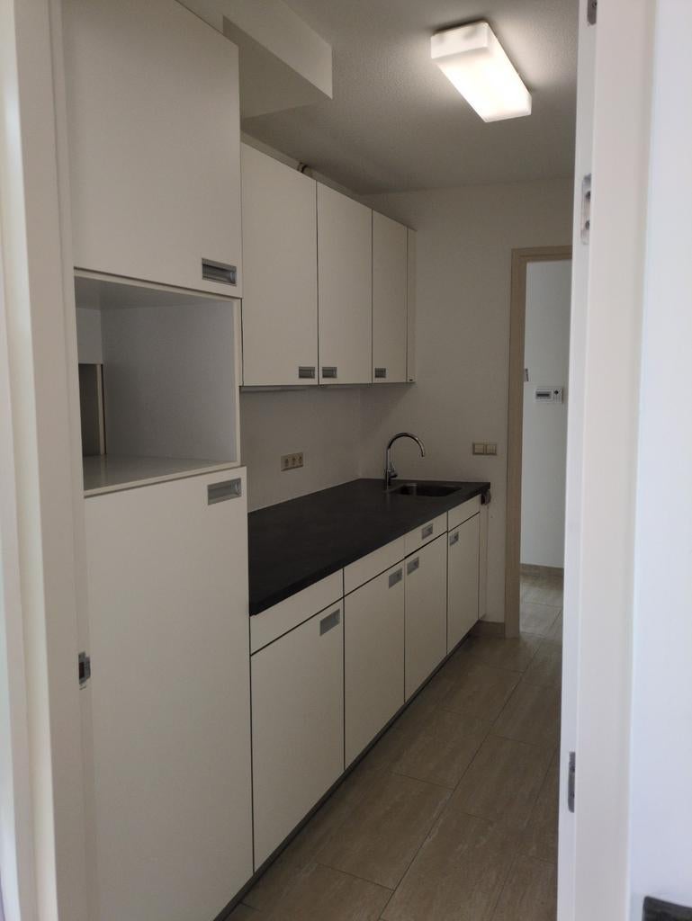 SieMatic keuken, recht en L-opstelling, Huis en Inrichting, Ophalen, Gebruikt, Wit, Graniet of Steen