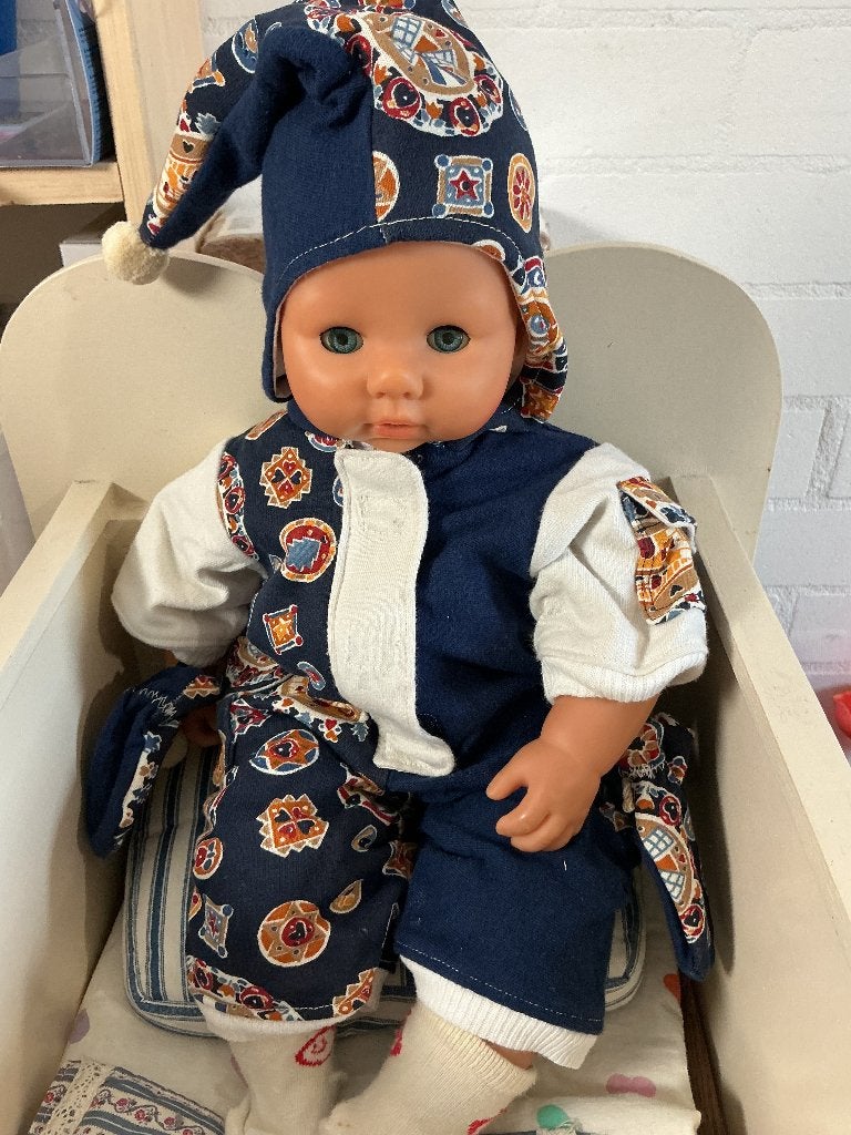 Pop Annabelle met geluid en kleertjes, Ophalen of Verzenden, Gebruikt, Babypop
