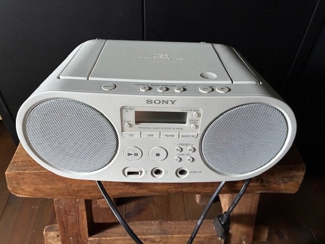 Sony draagbare CD speler ZS-PS50, Ophalen, Zo goed als nieuw, Sony, Draagbaar
