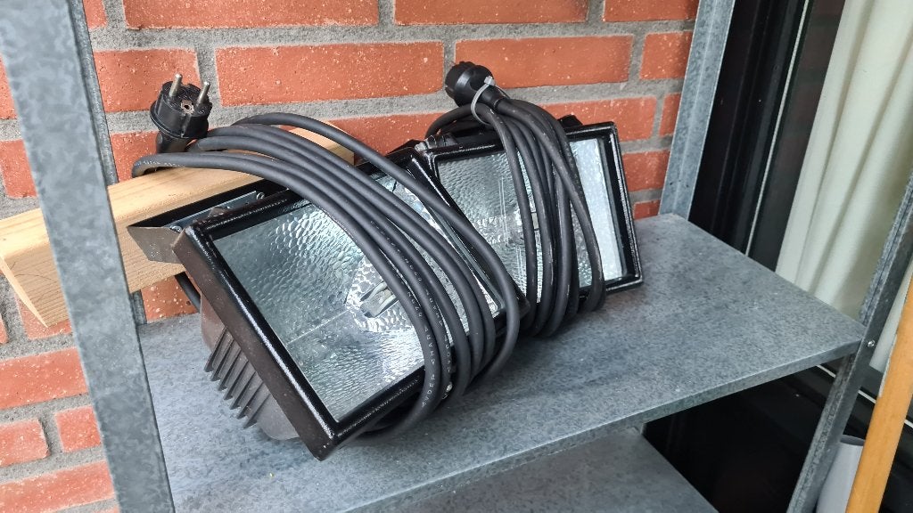 2 halogeenstraler, Ophalen, Gebruikt, 200 tot 500 watt