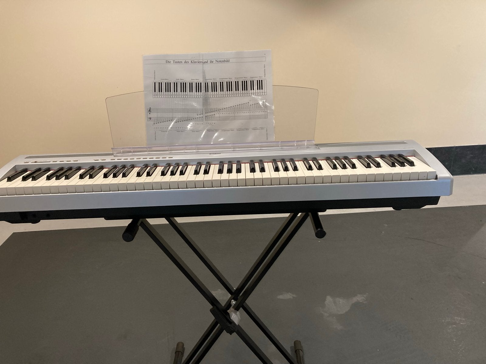 Digitale piano Yamaha P-85, Ophalen, Gebruikt, Overige kleuren, Digitaal