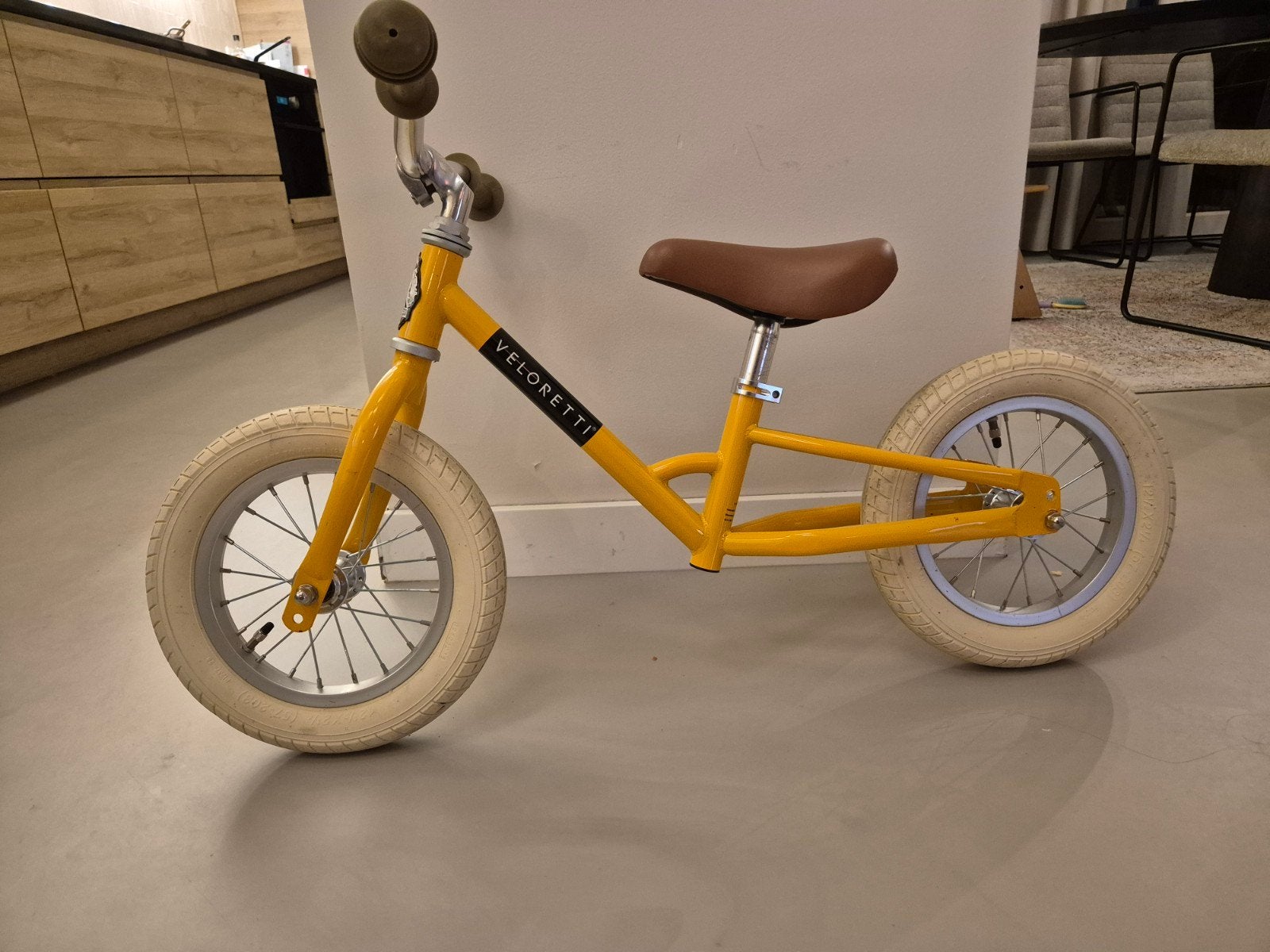 Veloretti loopfiets geel, Fietsen en Brommers, Ophalen of Verzenden, Minder dan 16 inch, Veloretti