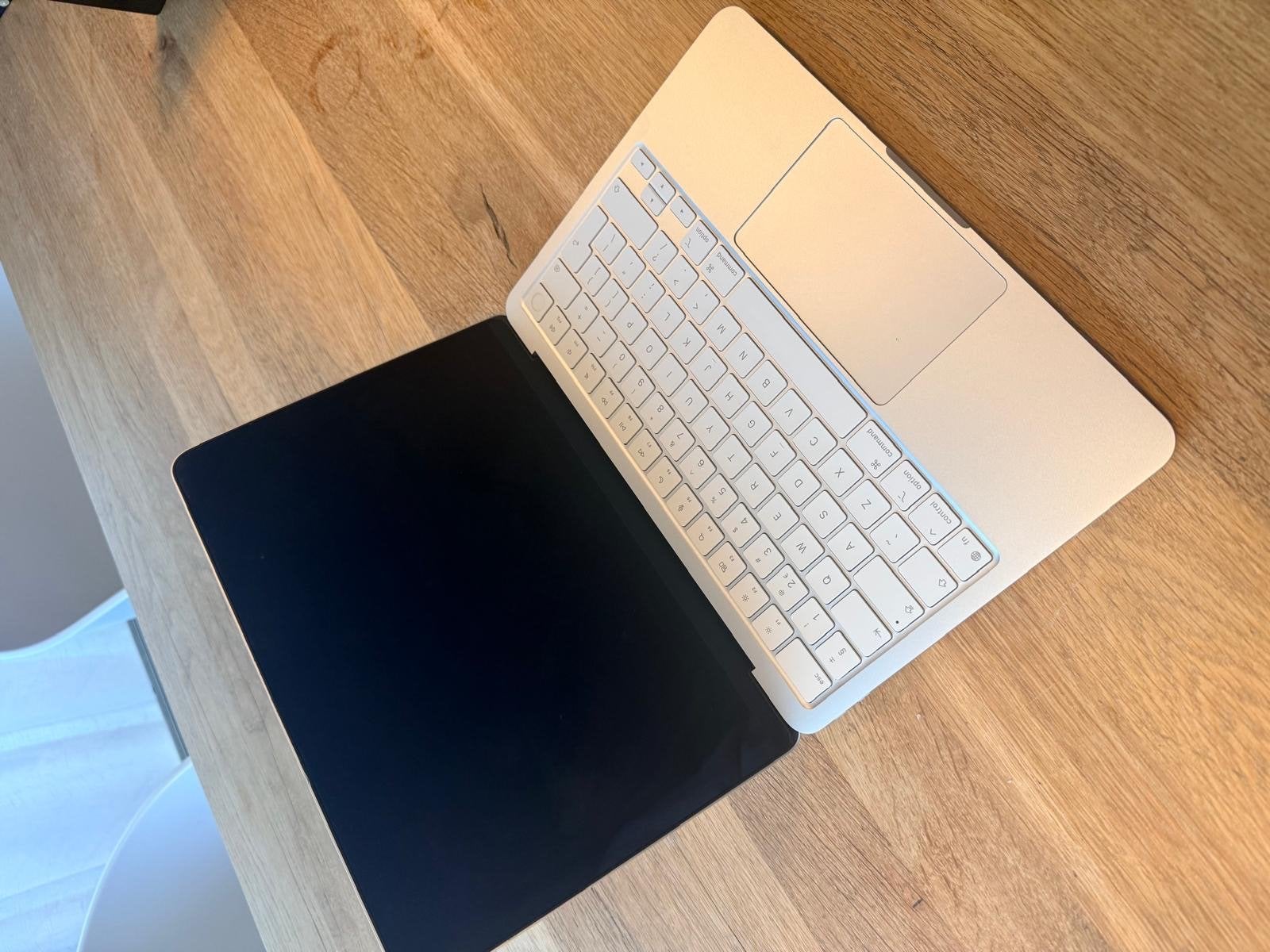 Foto 4 van Apple Macbook Neo (2026) A18 Pro 512GB met Touch ID (zilver)