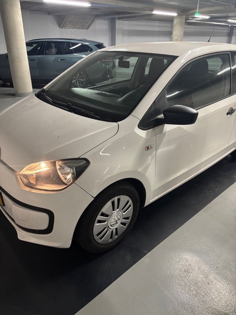 Volkswagen up! 1.0 44KW/60PK 3-DRS 2014 Wit, Voorwielaandrijving, Up!, 840 kg, 4 stoelen