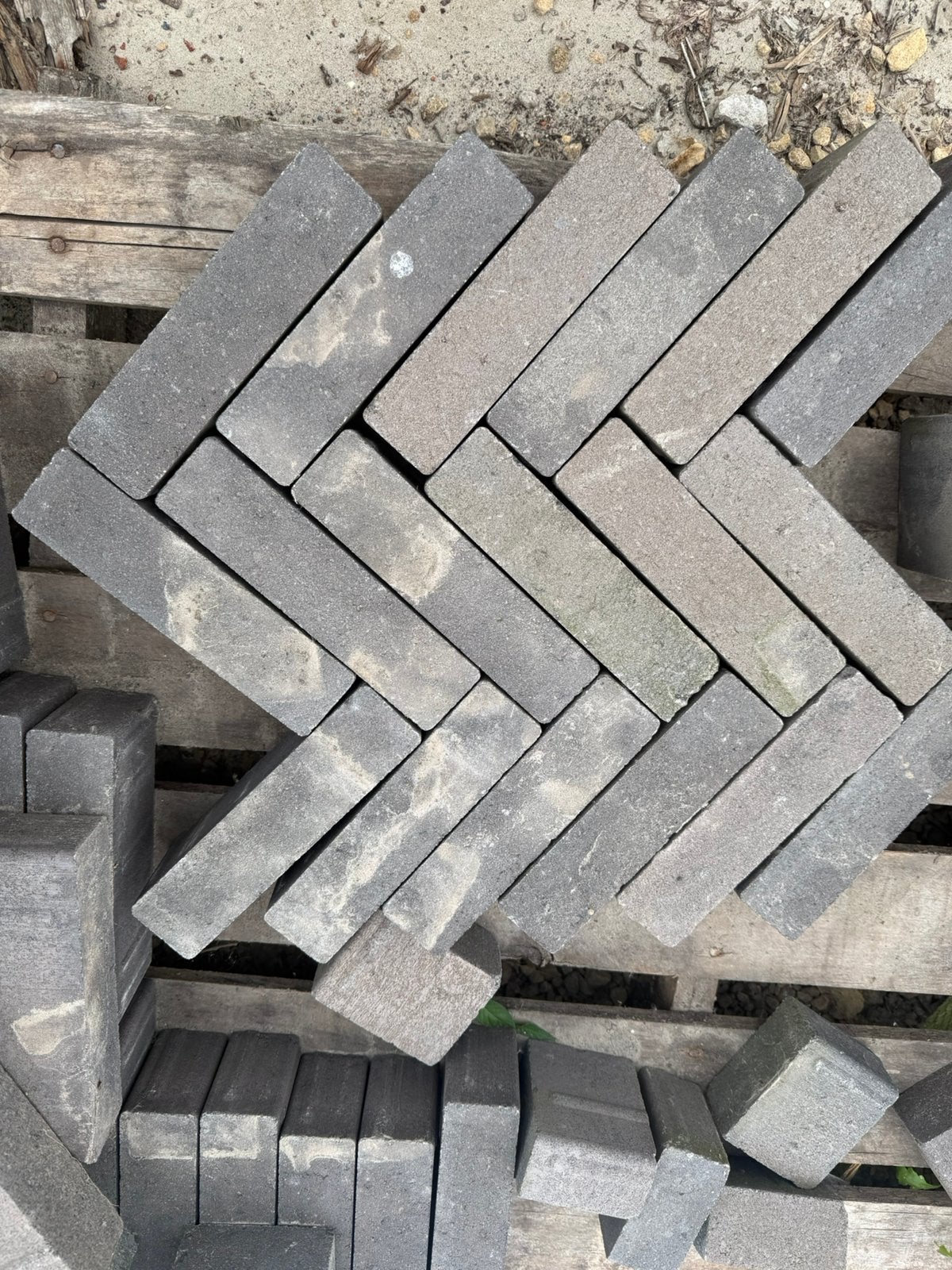 Ruim 30 m2 waalformaat strackstone antracie genuanceerd 8 cm, Ophalen, Klinkers, Nieuw, 10 m² of meer
