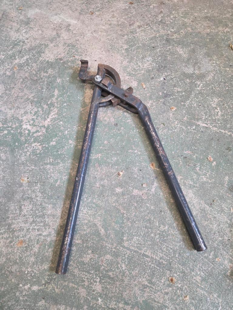 Te koop 15mm buigijzer, Doe-het-zelf en Verbouw, Gereedschap | Handgereedschap, Ophalen, Gebruikt