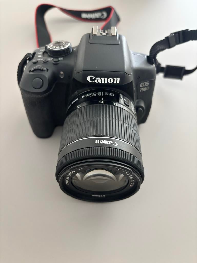 Canon EOS 750D Spiegelreflexcamera met 2 lenzen, Ophalen, Zo goed als nieuw, Spiegelreflex, Canon