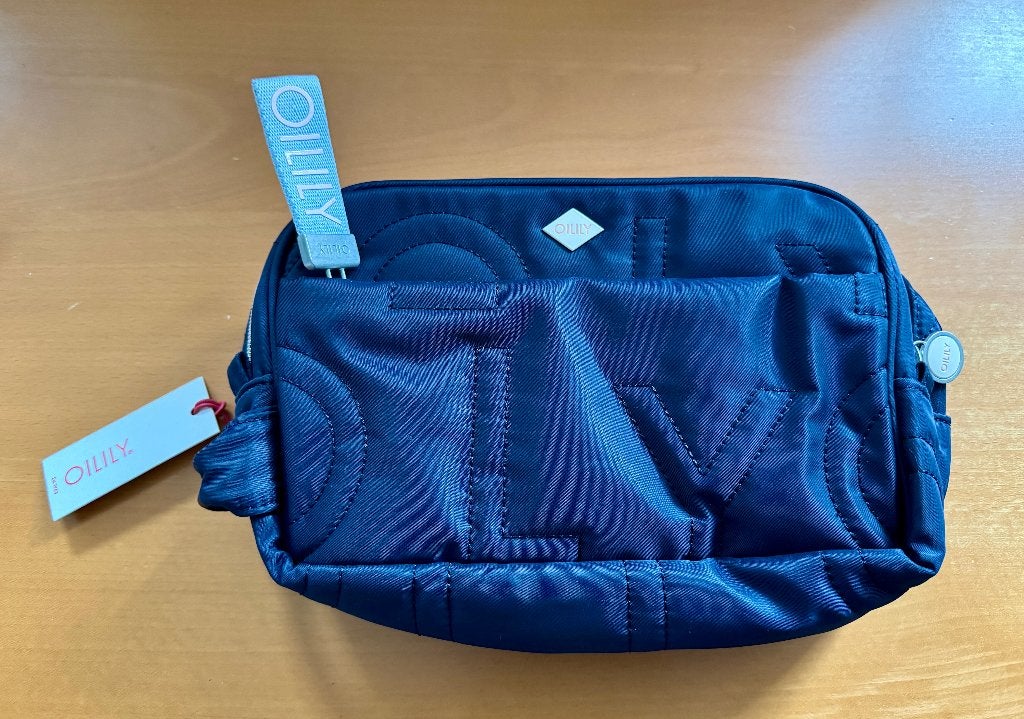 Oilily toilettas - donkerblauw met gebloemde roze voering, Verzenden, Nieuw, Blauw, Dame
