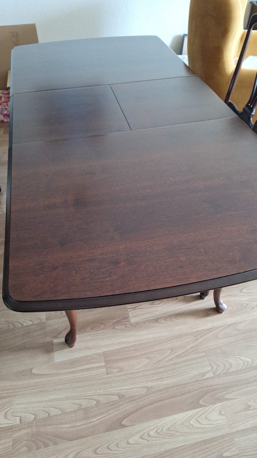 Uitschuifbare notenhouten eettafel + 6 stoelen en salontafe, Ophalen, Gebruikt, 50 tot 100 cm, Vijf personen of meer