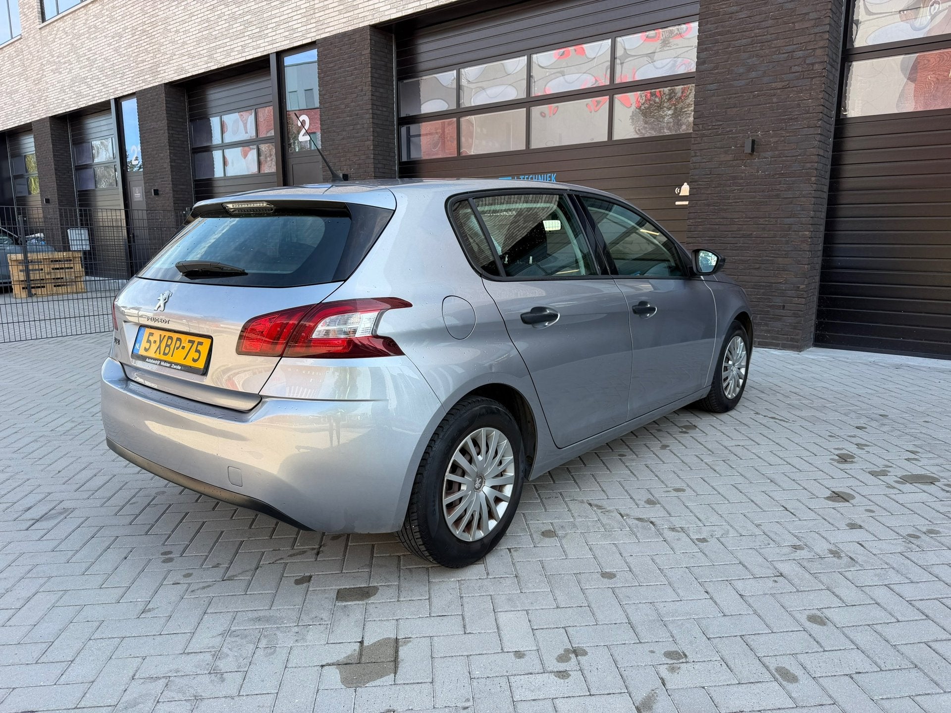 Foto 5 van Peugeot 308 1.2 VTi Access