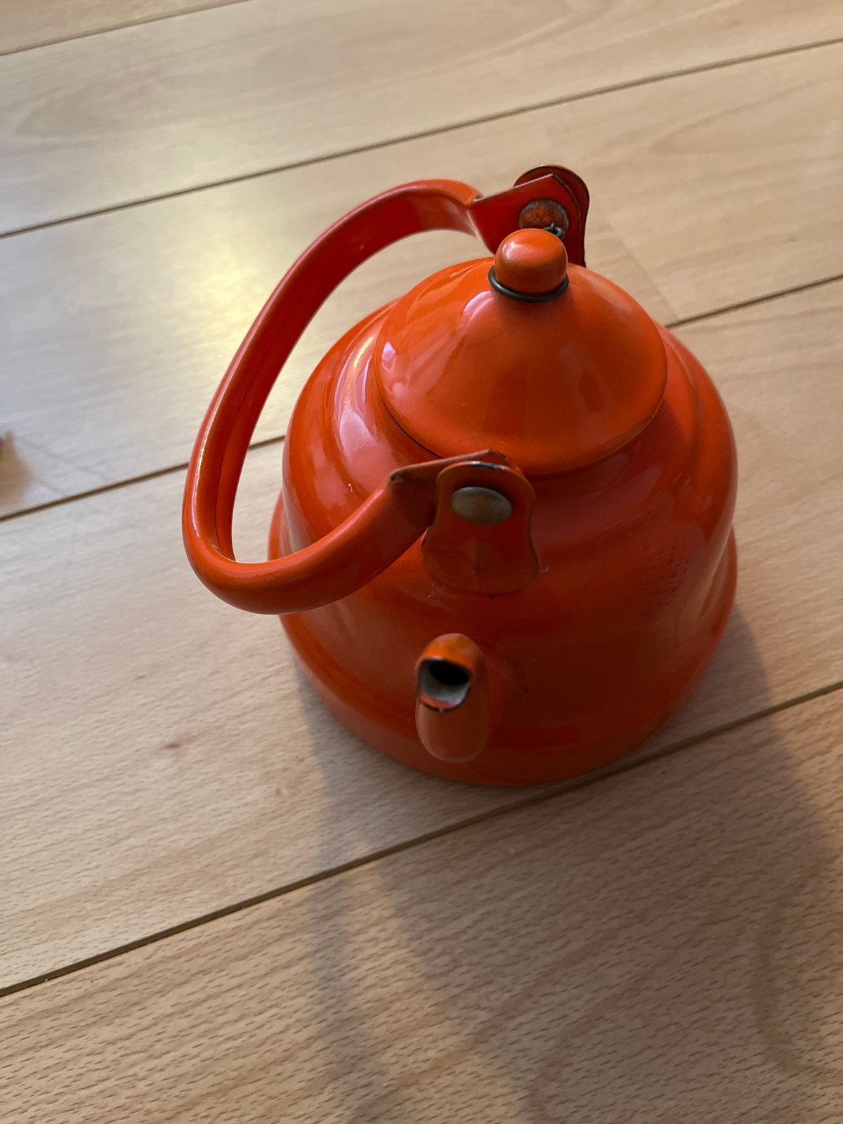 Oranje fluitketeltje, Ophalen of Verzenden, Gebruikt, Overige materialen