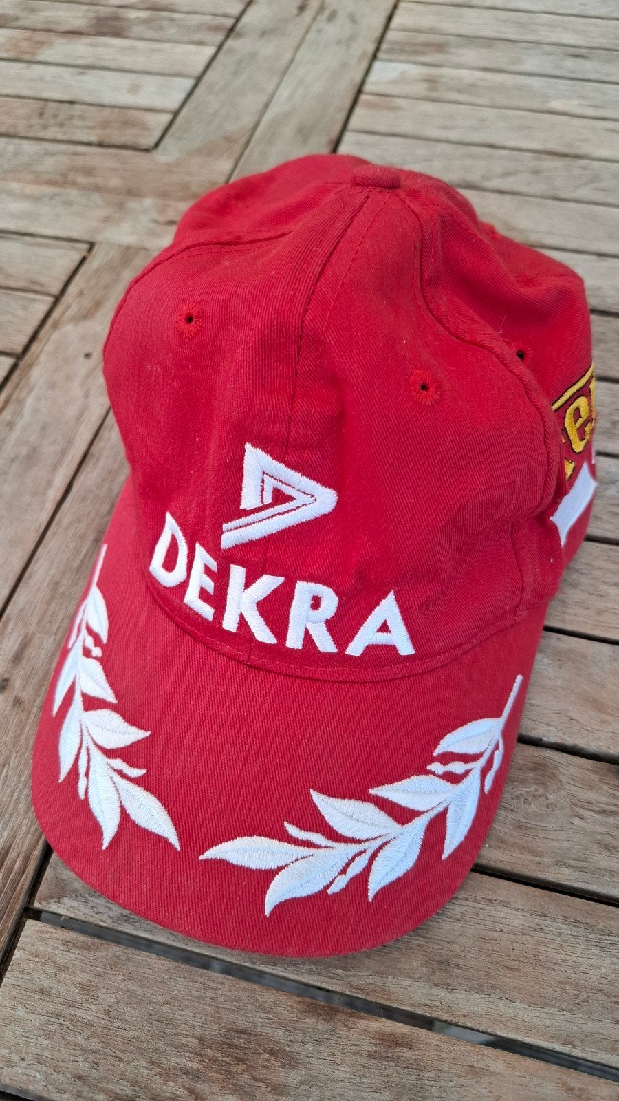 Originele Ferrari Michael Schumacher DEKRA Pet – 1996, Ferrari, Nieuw, Pet, One size fits all