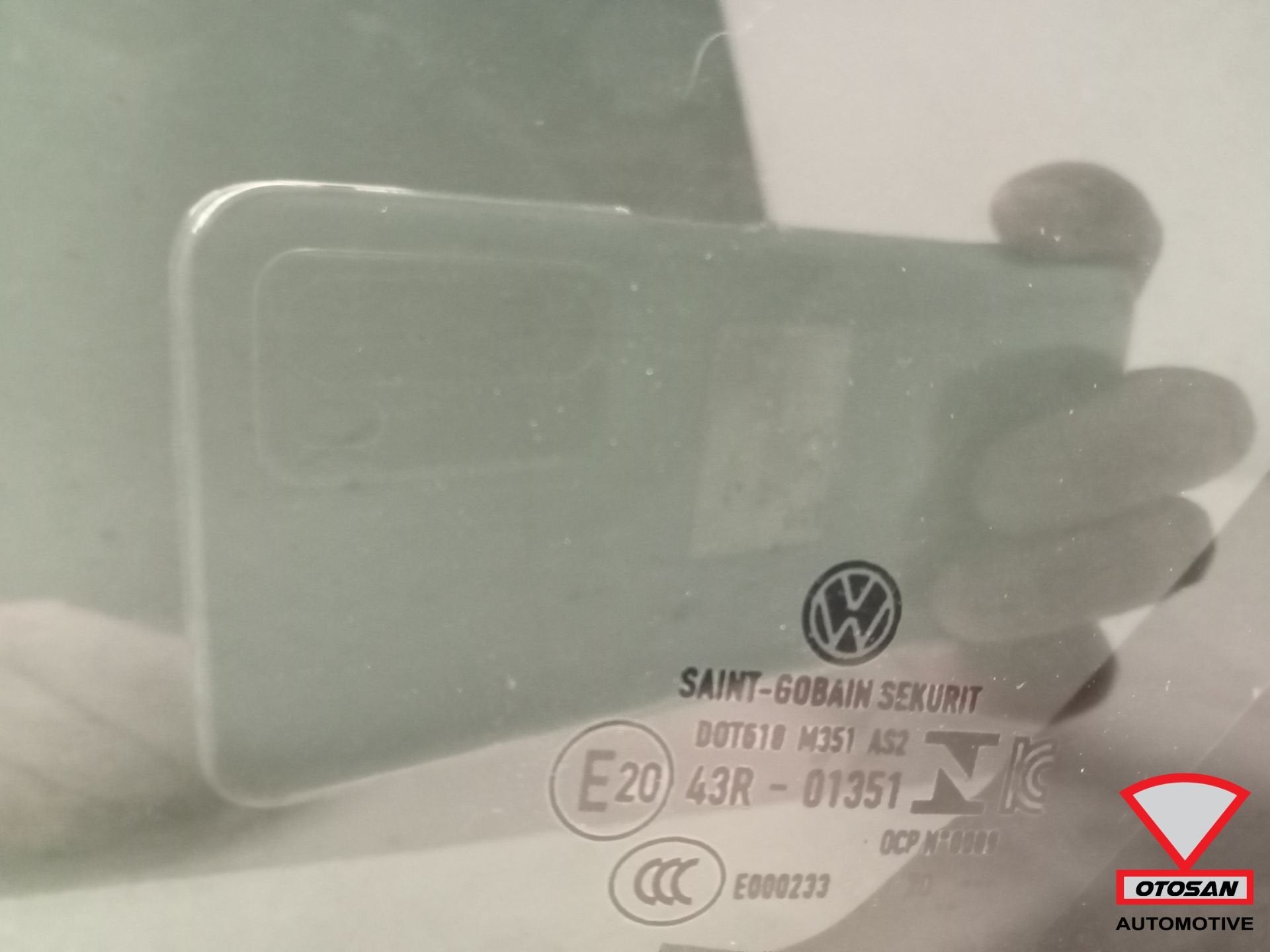 Origineel! VW Golf 8 2020+ Driehoeksruit - Groen Getint Link, Auto-onderdelen, Ruiten en Toebehoren, Gebruikt, Volkswagen, Volkswagen AG