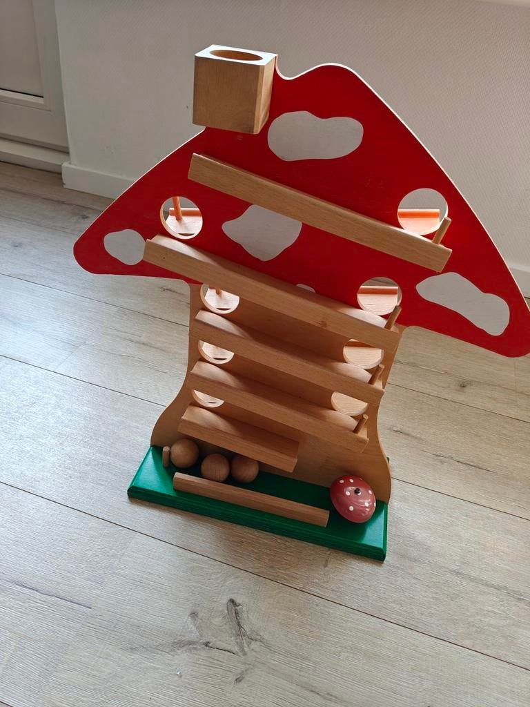 Houten Knikkerbaan Rode Paddestoel met Witte Stippen, Ophalen of Verzenden