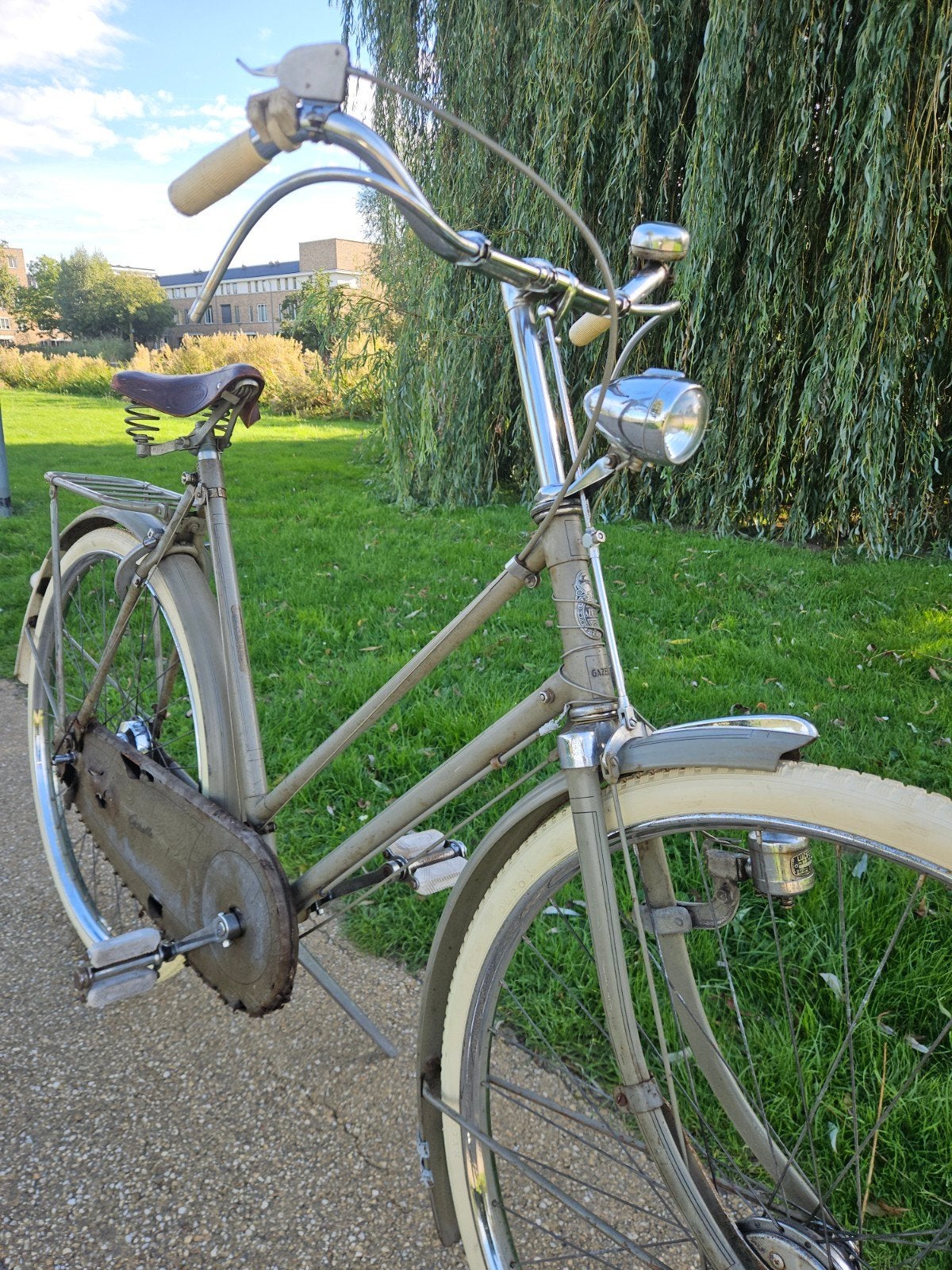 Gazelle Damesfiets Jaren 50 - Aparte Kleur - Nieuwe Banden, Ophalen, Jaren '50, 55 tot 59 cm, Gazelle