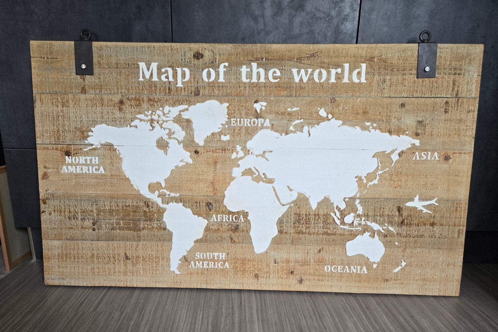 Map of the world, Huis en Inrichting, Ophalen