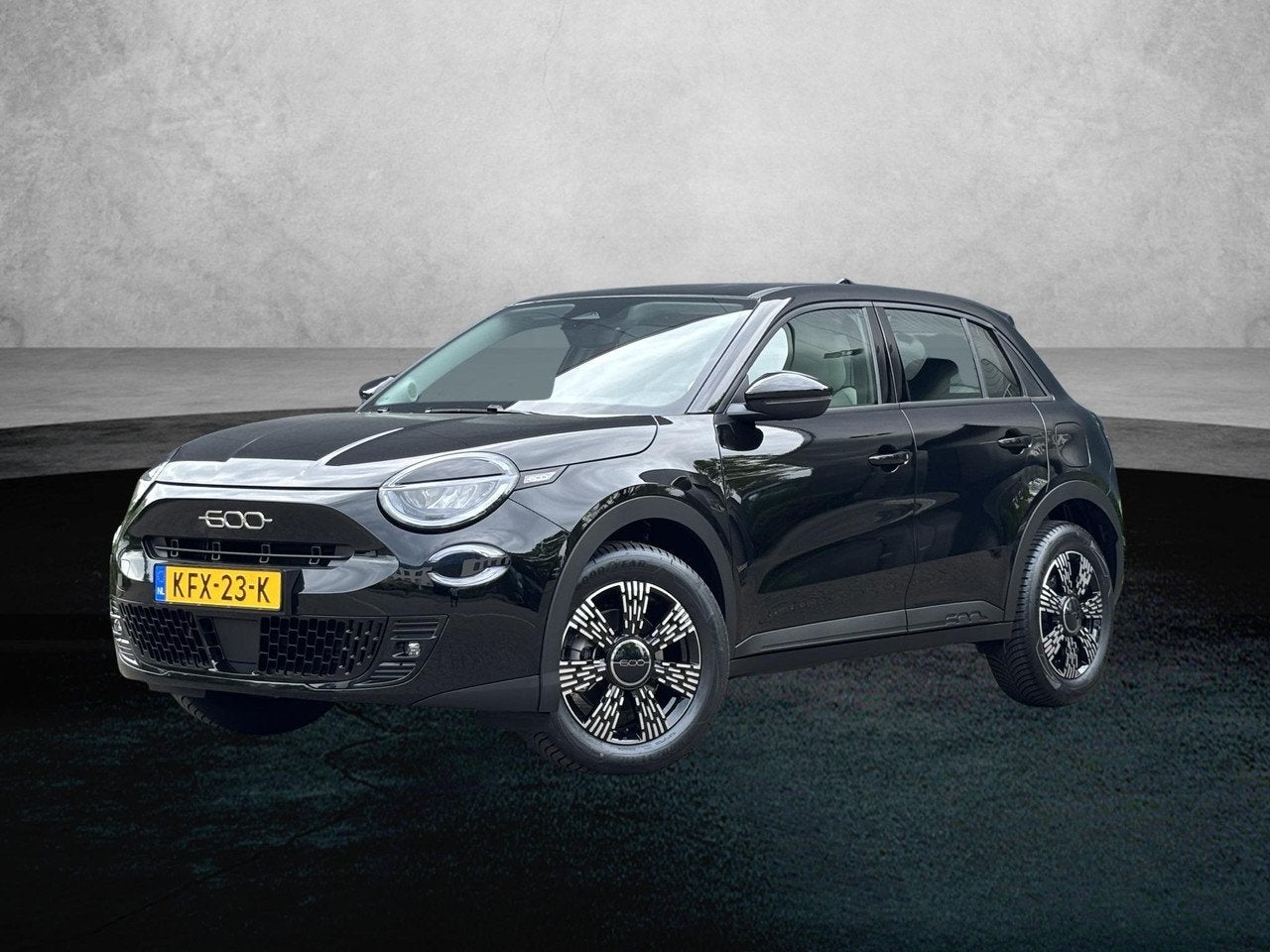 Fiat 600 1.2 Hybrid 145pk Icon Automaat | AppleCarPlay/Andro, Auto's, Automaat, 145 pk, Gebruikt, 1199 cc