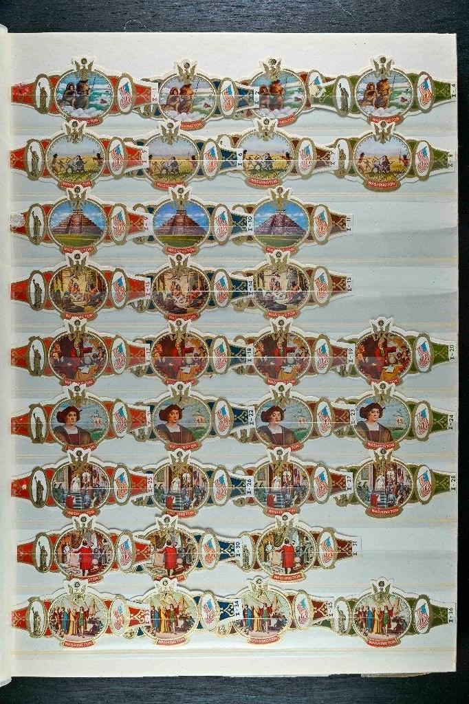 Sigarenbandjes uit 1960-1975, in 32 pagina's insteekalbum, Ophalen of Verzenden, Gebruikt, Sigarenbandjes